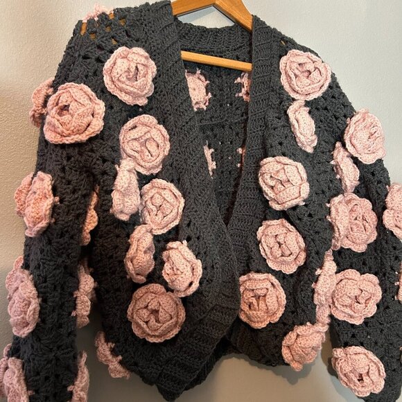 Handmade 3D Rose Bloom Chunky Crochet Jacket Luxe Statement Piece L-XL - Picture 5 of 7